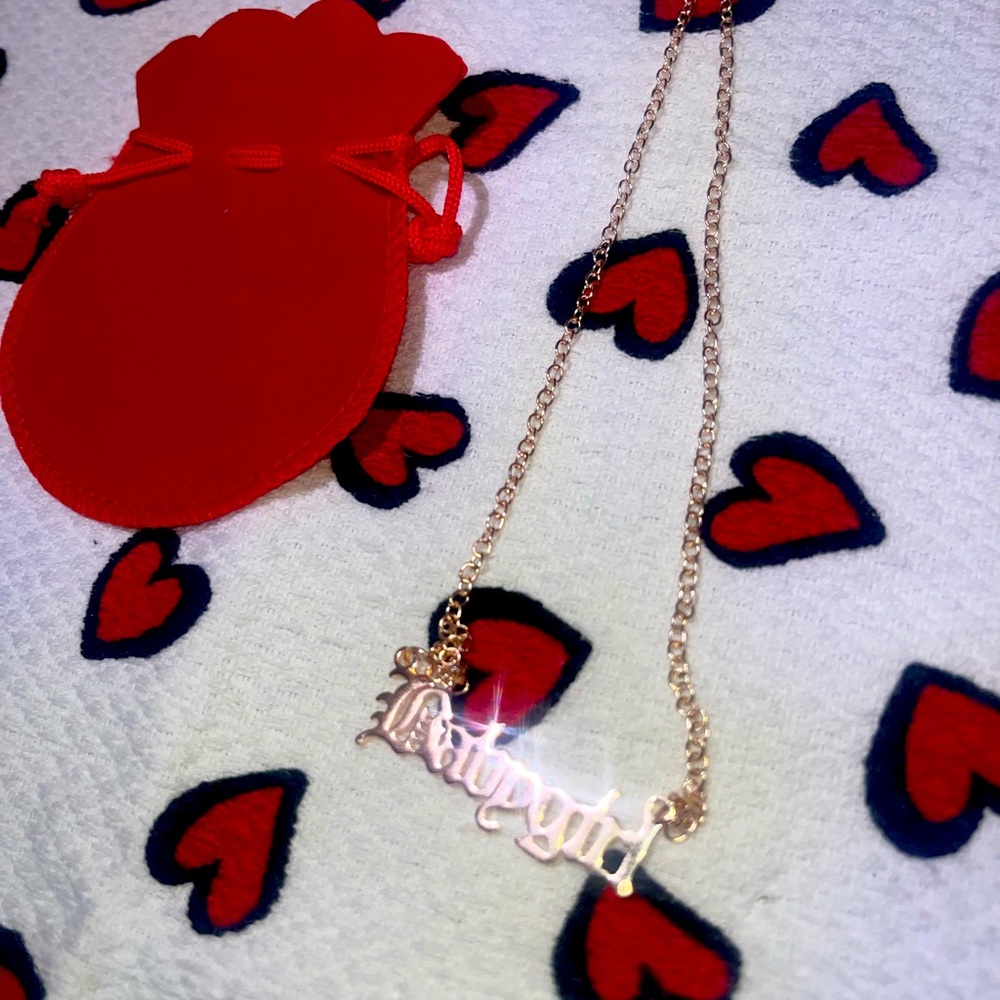 Rose gold colored necklace